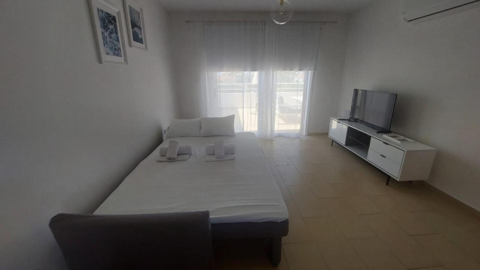 Nissi 3 Pool View 2 Bedroom With Large Veranda Appartement